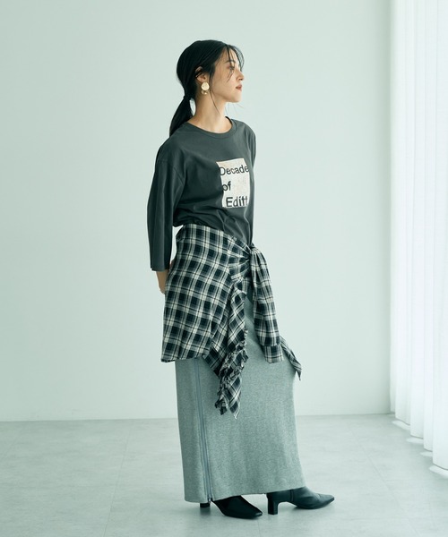 Editt by YECCA VECCA（エディットバイイェッカヴェッカ）の「ヴィンテージ風箔プリントロゴTee（Tシャツ/カットソー・レディース・ダークベージュ/グレー・FREE）」の18枚目の写真