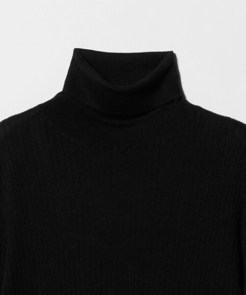 UNITED ARROWS（ユナイテッドアローズ）の「リブ タートルネック ニット（ニット/セーター・レディース・ナチュラル/グレー系/ライトピンク/ブラック/ホワイト/ピンク・FREE）」の11枚目の写真