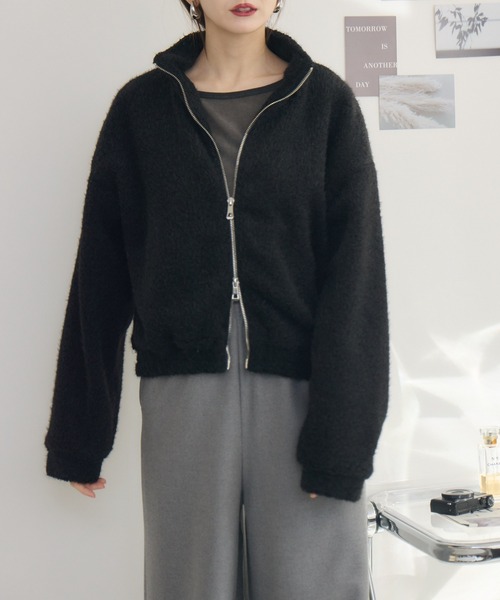 RU.TI.LE（ルチル）の「【RU.TI.LE】カットボアジップブルゾン（ブルゾン・レディース・ブラック/ベージュ・MEDIUM）」の8枚目の写真