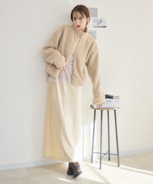RU.TI.LE（ルチル）の「【RU.TI.LE】カットボアジップブルゾン（ブルゾン・レディース・ブラック/ベージュ・MEDIUM）」の11枚目の写真