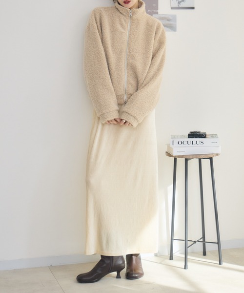 RU.TI.LE（ルチル）の「【RU.TI.LE】カットボアジップブルゾン（ブルゾン・レディース・ブラック/ベージュ・MEDIUM）」の13枚目の写真