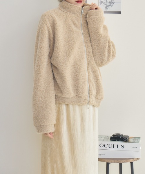 RU.TI.LE（ルチル）の「【RU.TI.LE】カットボアジップブルゾン（ブルゾン・レディース・ブラック/ベージュ・MEDIUM）」の18枚目の写真