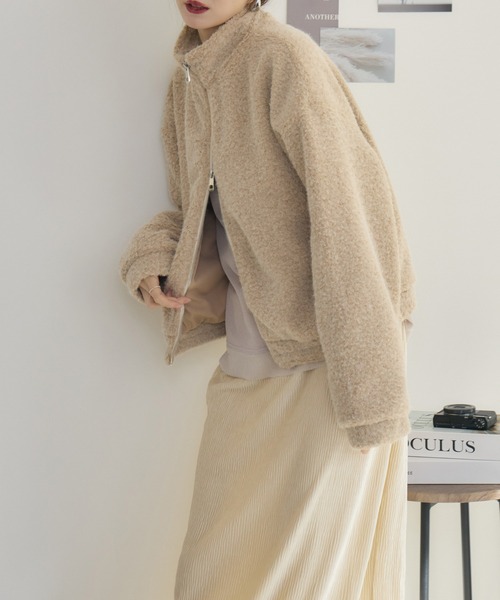 RU.TI.LE（ルチル）の「【RU.TI.LE】カットボアジップブルゾン（ブルゾン・レディース・ブラック/ベージュ・MEDIUM）」の20枚目の写真