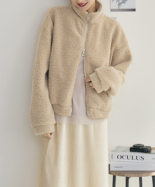 RU.TI.LE（ルチル）の「【RU.TI.LE】カットボアジップブルゾン（ブルゾン・レディース・ブラック/ベージュ・MEDIUM）」の17枚目の写真