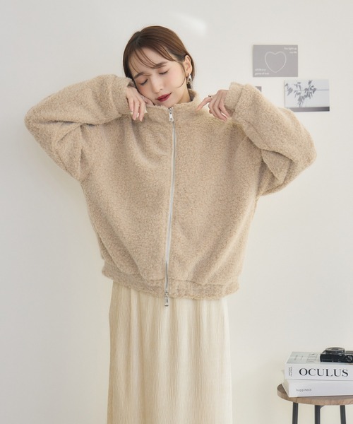 RU.TI.LE（ルチル）の「【RU.TI.LE】カットボアジップブルゾン（ブルゾン・レディース・ブラック/ベージュ・MEDIUM）」の16枚目の写真