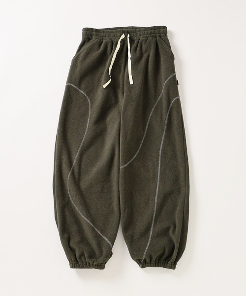 EDIFICE（エディフィス）の「E.TanC(タンク) POLARTEC SWEAT SEAMED パンツ（スウェットパンツ・メンズ・チャコールグレー/カーキ・FREE）」の2枚目の写真