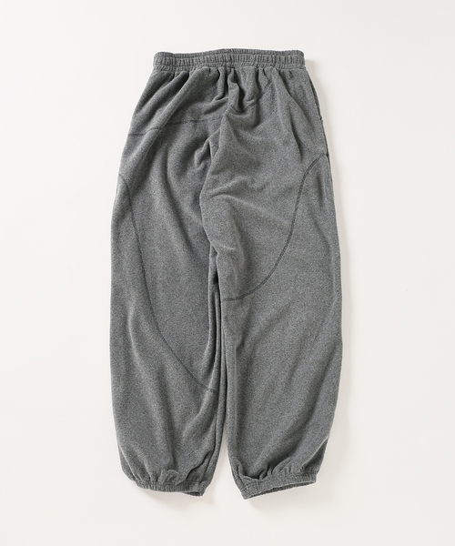 EDIFICE（エディフィス）の「E.TanC(タンク) POLARTEC SWEAT SEAMED パンツ（スウェットパンツ・メンズ・チャコールグレー/カーキ・FREE）」の3枚目の写真