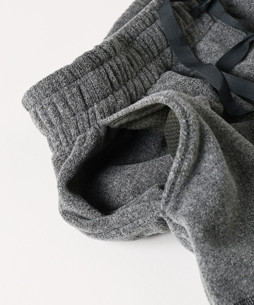 EDIFICE（エディフィス）の「E.TanC(タンク) POLARTEC SWEAT SEAMED パンツ（スウェットパンツ・メンズ・チャコールグレー/カーキ・FREE）」の8枚目の写真