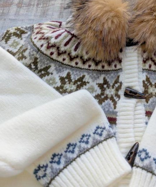 韓国ファッション ファー付きフードノルディックカーディガン