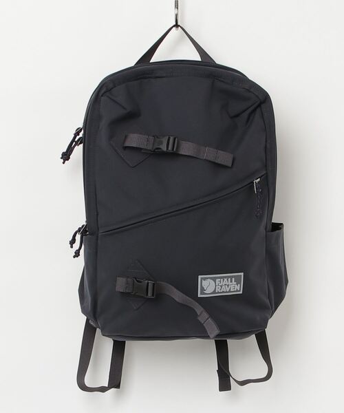 FJALL RAVEN (フェールラーベン)の「Vardag Backpack 17 (FJALLRAVEN/フェールラーベン)(バックパック/リュック・レディース・ブラック/カーキ/バイオレット・ONE SIZE)」の2枚目の写真