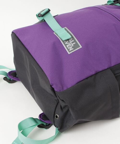 FJALL RAVEN (フェールラーベン)の「Vardag Backpack 17 (FJALLRAVEN/フェールラーベン)(バックパック/リュック・レディース・ブラック/カーキ/バイオレット・ONE SIZE)」の6枚目の写真