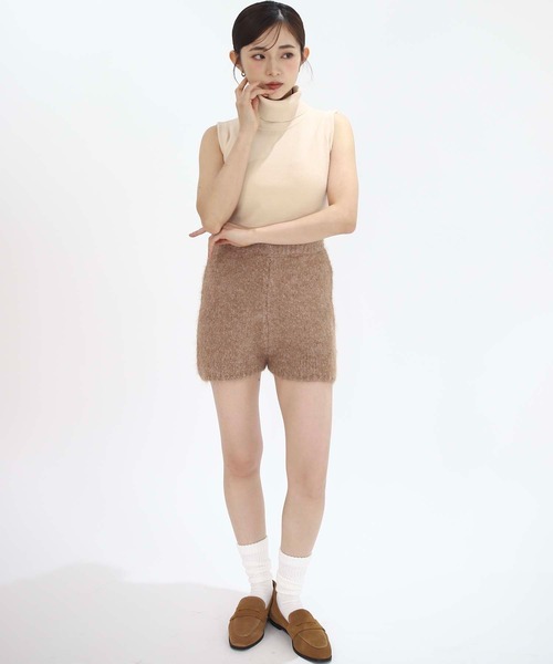 Luan（ルアン）の「【Luan】KNIT MINI PANTS/ニットミニパンツ（その他パンツ・レディース・ベージュ/グレー・1/0）」の17枚目の写真