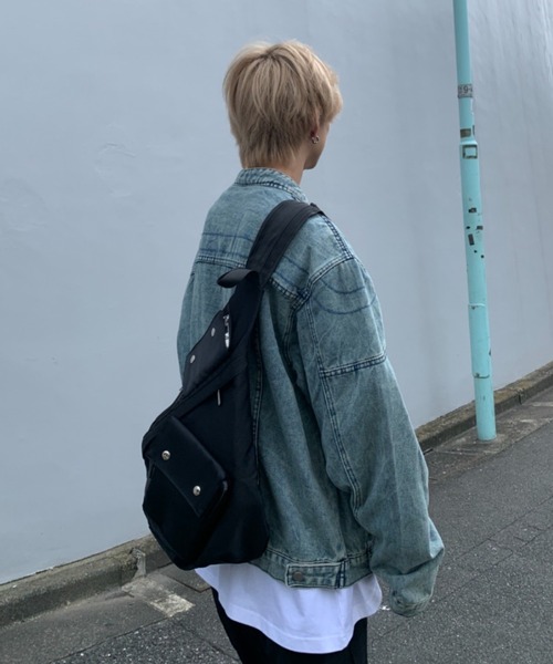 lilful(リルフル)の「【A4収納可能!】ナイロンワンショルダー 多機能ボディバッグ(ショルダーバッグ・メンズ・ブラック/グレー・F)」の7枚目の写真