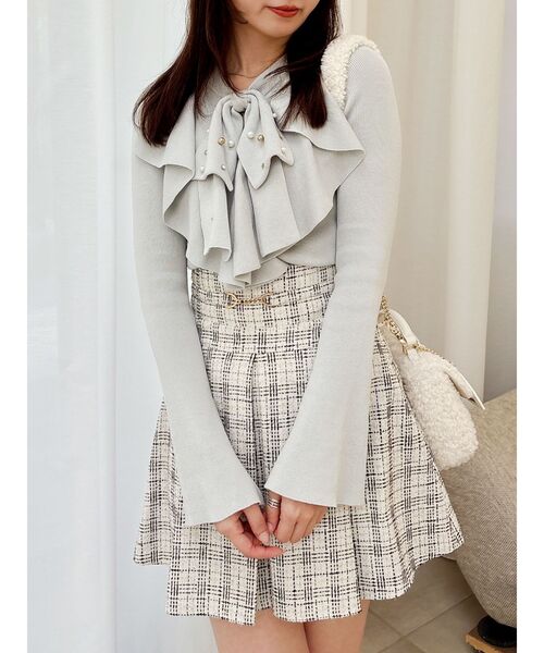 dazzlin(ダズリン)の「ラッフルタイニット(ニット/セーター・レディース・ベージュ/ブラック/グレー/オフホワイト・FREE)」の3枚目の写真