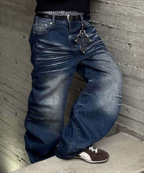 AAKAM(アーカム)の「Washed Zipper Slit Denim Pants (Blue)(デニムパンツ・レディース・その他・2/1)」の15枚目の写真