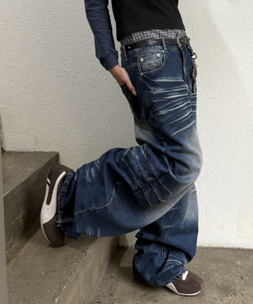 AAKAM(アーカム)の「Washed Zipper Slit Denim Pants (Blue)(デニムパンツ・レディース・その他・2/1)」の16枚目の写真