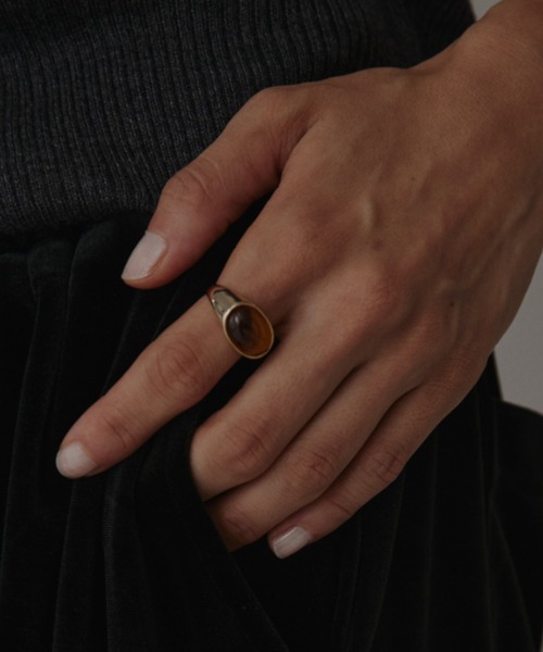 VION(ヴィオン)の「クラシックマーブルストーンリング / Classic Marble Stone Ring(リング・レディース・シルバー/ゴールド・FREE)」の2枚目の写真