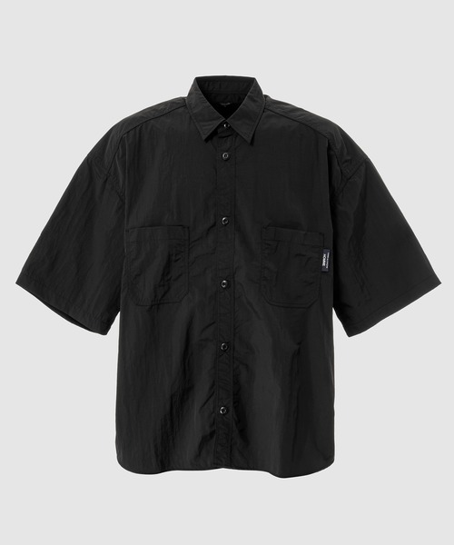 COMME des GARCONS HOMME(コム デ ギャルソン・オム)の「NYLON TUSSER HALF SLEEVE SHIRT(シャツ/ブラウス・メンズ・ネイビー/ブラック/カーキ・XS/S/M/L)」の1枚目の写真