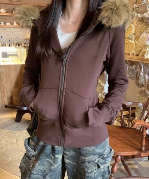 セール】【秋冬新作】ファー取り外し2WAYジップパーカー（パーカー
