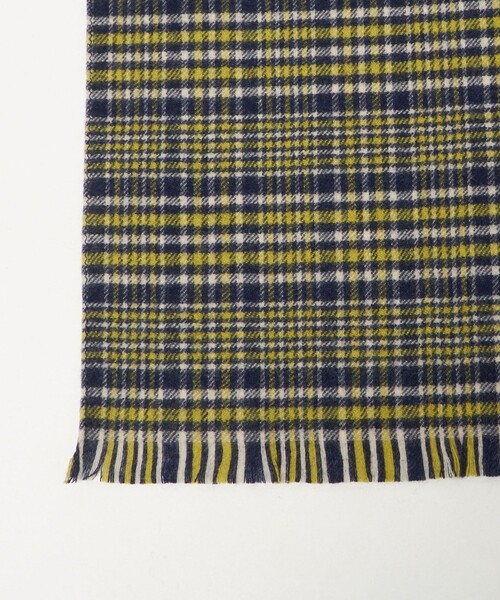 UNITED ARROWS（ユナイテッドアローズ）の「ライト カシミヤ マフラー（マフラー・メンズ・ブラック/ライム/ベージュ/ネイビー・FREE）」の13枚目の写真