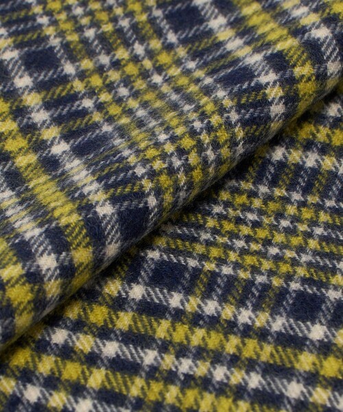 UNITED ARROWS（ユナイテッドアローズ）の「ライト カシミヤ マフラー（マフラー・メンズ・ブラック/ライム/ベージュ/ネイビー・FREE）」の14枚目の写真