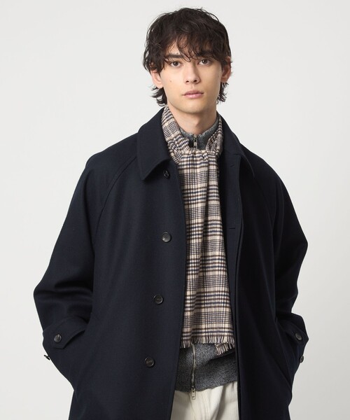 UNITED ARROWS（ユナイテッドアローズ）の「ライト カシミヤ マフラー（マフラー・メンズ・ブラック/ライム/ベージュ/ネイビー・FREE）」の8枚目の写真