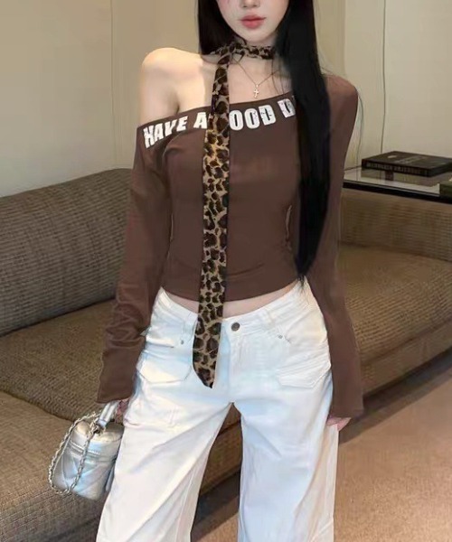 lilful（リルフル）の「ヒョウ柄タイ付き かすれレタリングロゴ ワンショルトップス（Tシャツ/カットソー・レディース・ネイビー/ホワイト/ブラウン/ブラック・F）」の15枚目の写真