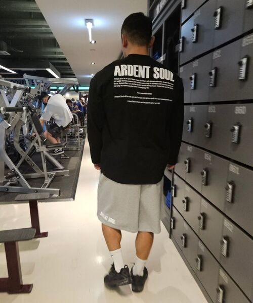 ARDENTSOUL(アーデントソウル)の「アダント、シグネチャーバックロゴセミオーバーフィット長袖Tシャツ(ブラック)(Tシャツ/カットソー・メンズ・その他・XX-LARGE)」の7枚目の写真