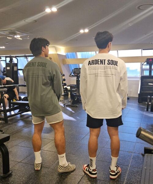 ARDENTSOUL(アーデントソウル)の「アダント、シグネチャーバックロゴセミオーバーフィット長袖Tシャツ(ブラック)(Tシャツ/カットソー・メンズ・その他・XX-LARGE)」の12枚目の写真