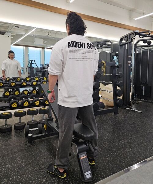 ARDENTSOUL(アーデントソウル)の「アダント、シグネチャーバックロゴセミオーバーフィット長袖Tシャツ(ブラック)(Tシャツ/カットソー・メンズ・その他・XX-LARGE)」の14枚目の写真