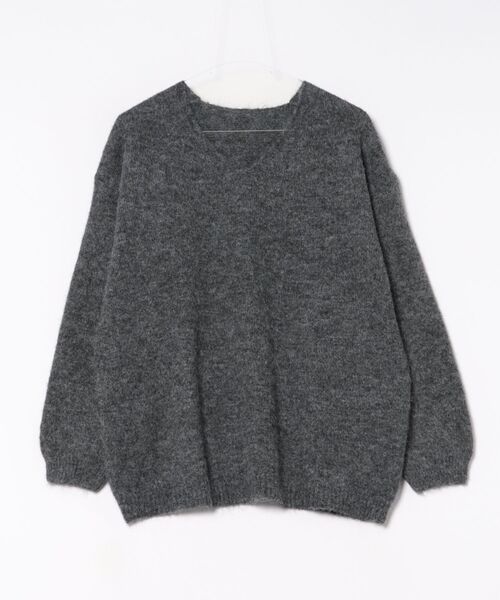 esutoreja（エストレジャ）の「Vネックニット×スカーフ（ニット/セーター・レディース・レッド/ベージュ/チャコール・FREE）」の5枚目の写真