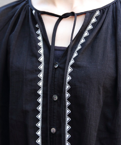 THE SHINZONE（ザ　シンゾーン）の「THE SHINZONE/シンゾーン　刺繍ブラウス　EMBROIDERED BLOUSE　26SMSBL09（シャツ/ブラウス・レディース・ブラック/ナチュラル・FREE）」の11枚目の写真