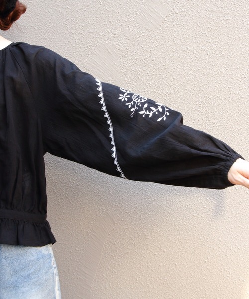 THE SHINZONE（ザ　シンゾーン）の「THE SHINZONE/シンゾーン　刺繍ブラウス　EMBROIDERED BLOUSE　26SMSBL09（シャツ/ブラウス・レディース・ブラック/ナチュラル・FREE）」の9枚目の写真