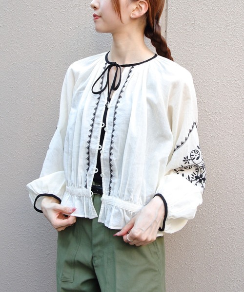 THE SHINZONE（ザ　シンゾーン）の「THE SHINZONE/シンゾーン　刺繍ブラウス　EMBROIDERED BLOUSE　26SMSBL09（シャツ/ブラウス・レディース・ブラック/ナチュラル・FREE）」の15枚目の写真