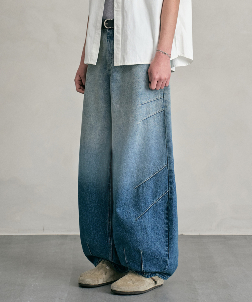 DECET（デケト）の「Balloon Wide Jeans DCPT055LightBlueA（デニムパンツ・レディース・その他・26/28/30/32/34）」の10枚目の写真