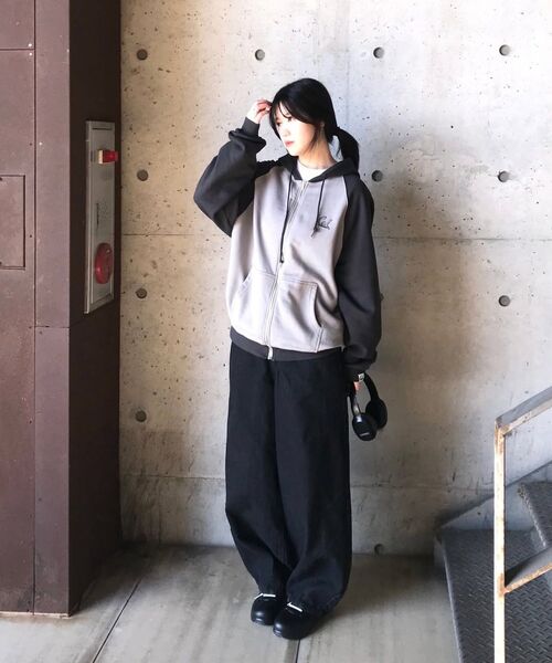 DECET（デケト）の「Balloon Wide Jeans DCPT055LightBlueA（デニムパンツ・レディース・その他・26/28/30/32/34）」の19枚目の写真