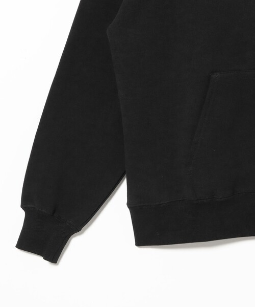 BEAMS T（ビームスティー）の「QP / Hoodie（スウェット・メンズ・ブラック・LARGE/SMALL/MEDIUM/X-LARGE）」の4枚目の写真