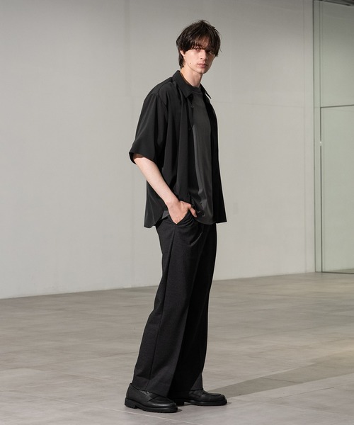 CITY TOKYO(シティトウキョウ)の「【CITY TOKYO/シティートーキョー】Air pleats リラックスS/Sシャツ(シャツ/ブラウス・メンズ・ダークグレー/ライトベージュ/サックスブルー・1/2)」の5枚目の写真