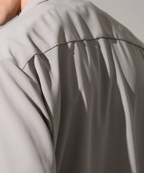 CITY TOKYO(シティトウキョウ)の「【CITY TOKYO/シティートーキョー】Air pleats リラックスS/Sシャツ(シャツ/ブラウス・メンズ・ダークグレー/ライトベージュ/サックスブルー・1/2)」の17枚目の写真