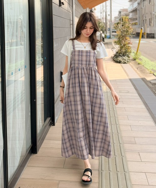 classicalelf(クラシカルエルフ)の「後ろ姿も可愛く盛れちゃう♪ふんわりシルエットで体型カバー。大人カジュアル チェックキャミワンピース(ワンピース・レディース・ブルー/ブラウン/イエロー/ベージュ・LARGE/MEDIUM/SMALL/X-LARGE)」の21枚目の写真
