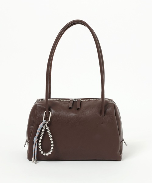 LEPSIM(レプシィム)の「チャーム付きソフトボストン 634220(ボストンバッグ・レディース・アイボリー/ブラック/ブラウン・ONE SIZE)」の18枚目の写真