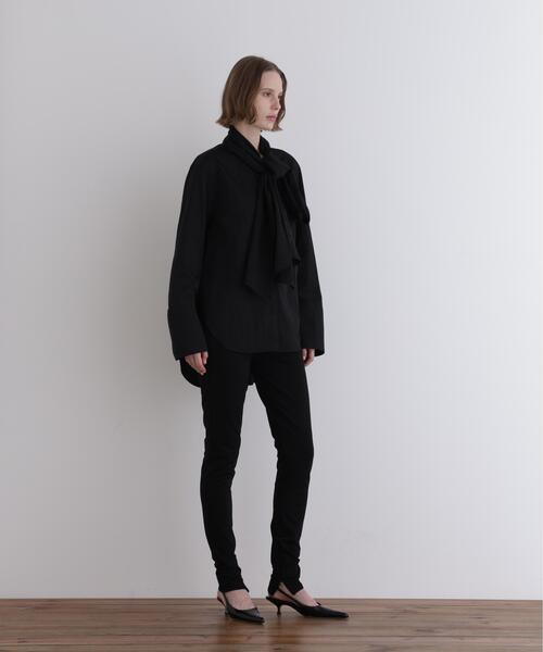 LE PHIL（ルフィル）の「コンパクトナイロンボウタイブラウス（シャツ/ブラウス・レディース・ピンク/ブラック・F）」の17枚目の写真