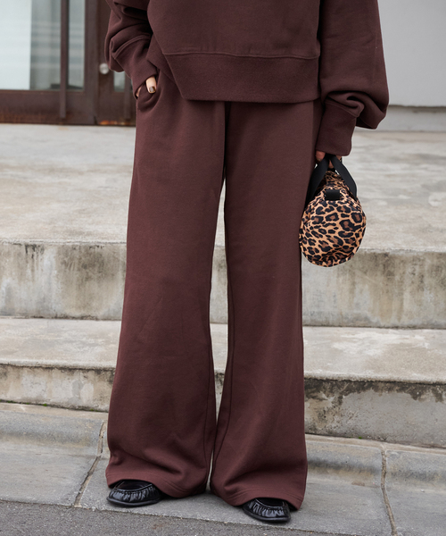 OUTDOOR PRODUCTS（アウトドアプロダクツ）の「GOAT 別注スウェットワイドパンツ（スウェットパンツ・レディース・ブラウン/グレー/チャコールグレー・MEDIUM/SMALL）」の4枚目の写真