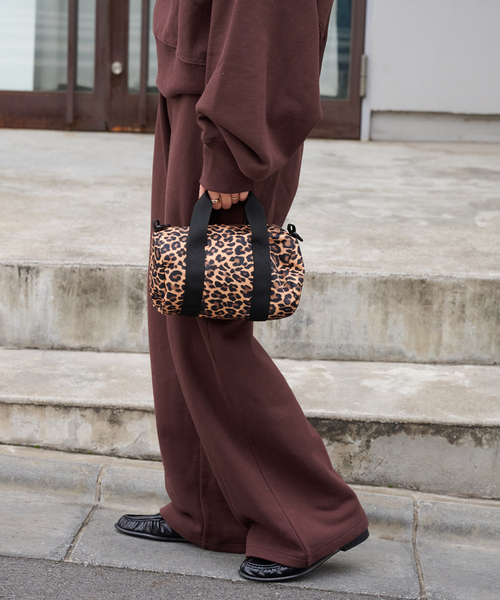 OUTDOOR PRODUCTS（アウトドアプロダクツ）の「GOAT 別注スウェットワイドパンツ（スウェットパンツ・レディース・ブラウン/グレー/チャコールグレー・MEDIUM/SMALL）」の6枚目の写真