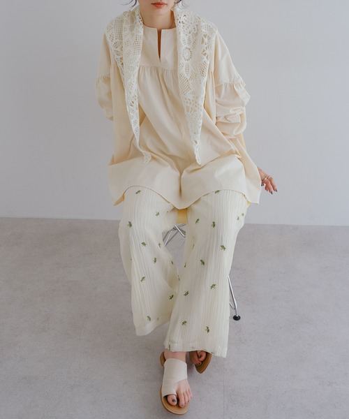 andme(アンドミー)の「【新色追加】小花柄シアーワイドパンツ(その他パンツ・レディース・アイボリー/ブラック/ブラウン・M/L)」の6枚目の写真