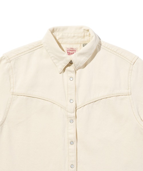 Levi's(リーバイス)の「Levi's/リーバイス ローガン ショートスリーブ デニムシャツ(シャツ/ブラウス・レディース・ホワイト・XS/S/M)」の6枚目の写真
