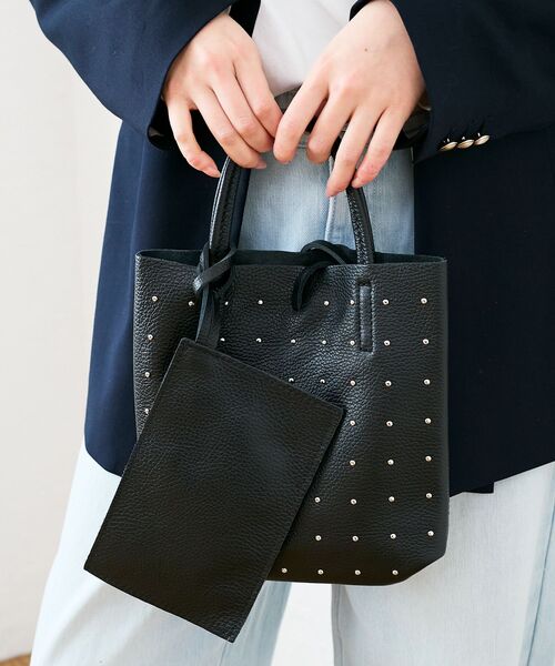 le.coeur blanc（ルクールブラン）の「MILLELA FIRENZE スタッズミニトートBAG（トートバッグ・レディース・ブラック・FREE）」の3枚目の写真