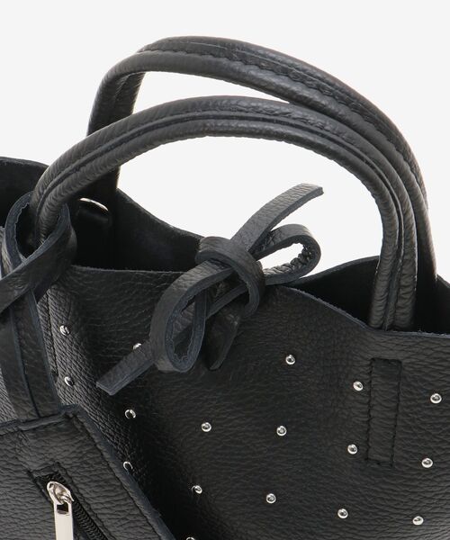 le.coeur blanc（ルクールブラン）の「MILLELA FIRENZE スタッズミニトートBAG（トートバッグ・レディース・ブラック・FREE）」の11枚目の写真