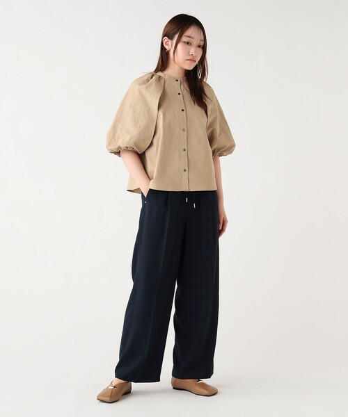 BEAMS HEART(ビームスハート)の「バックサテン ドロスト パンツ(スラックス・レディース・グレー/ブラウン/ネイビー/ベージュ・FREE)」の18枚目の写真