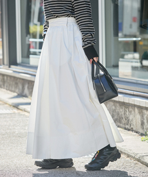 タフタスカート」に該当するホワイト/白色系のファッション通販 - ZOZOTOWN